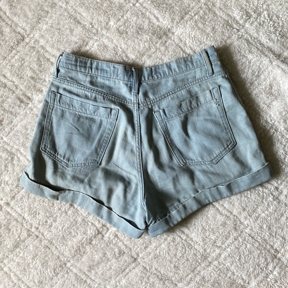 Gap High-Waisted Shorts ✨ - Picture 2 of 2
